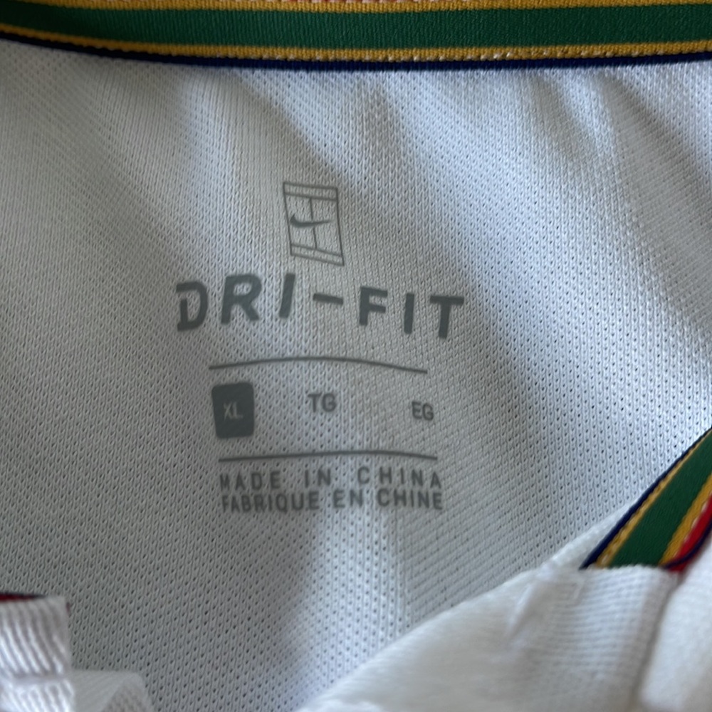 🚨NEW Nike Boys XL DRY-FIT Tennis & Golf Polo🚨 - Picture 2 of 5